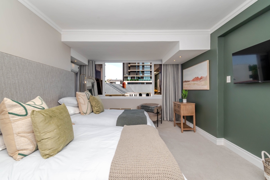 To Let 2 Bedroom Property for Rent in Green Point Western Cape